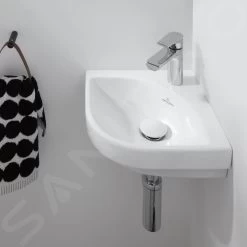 Villeroy & Boch Subway 3.0 - Hoekfontein 320x320 Mm, Zonder Overloop, Met Kraangat, CeramicPlus, Alpine Wit 437146R1 -Modern Badkamer Verkoop e0caf66727ce642ee7a33c3a